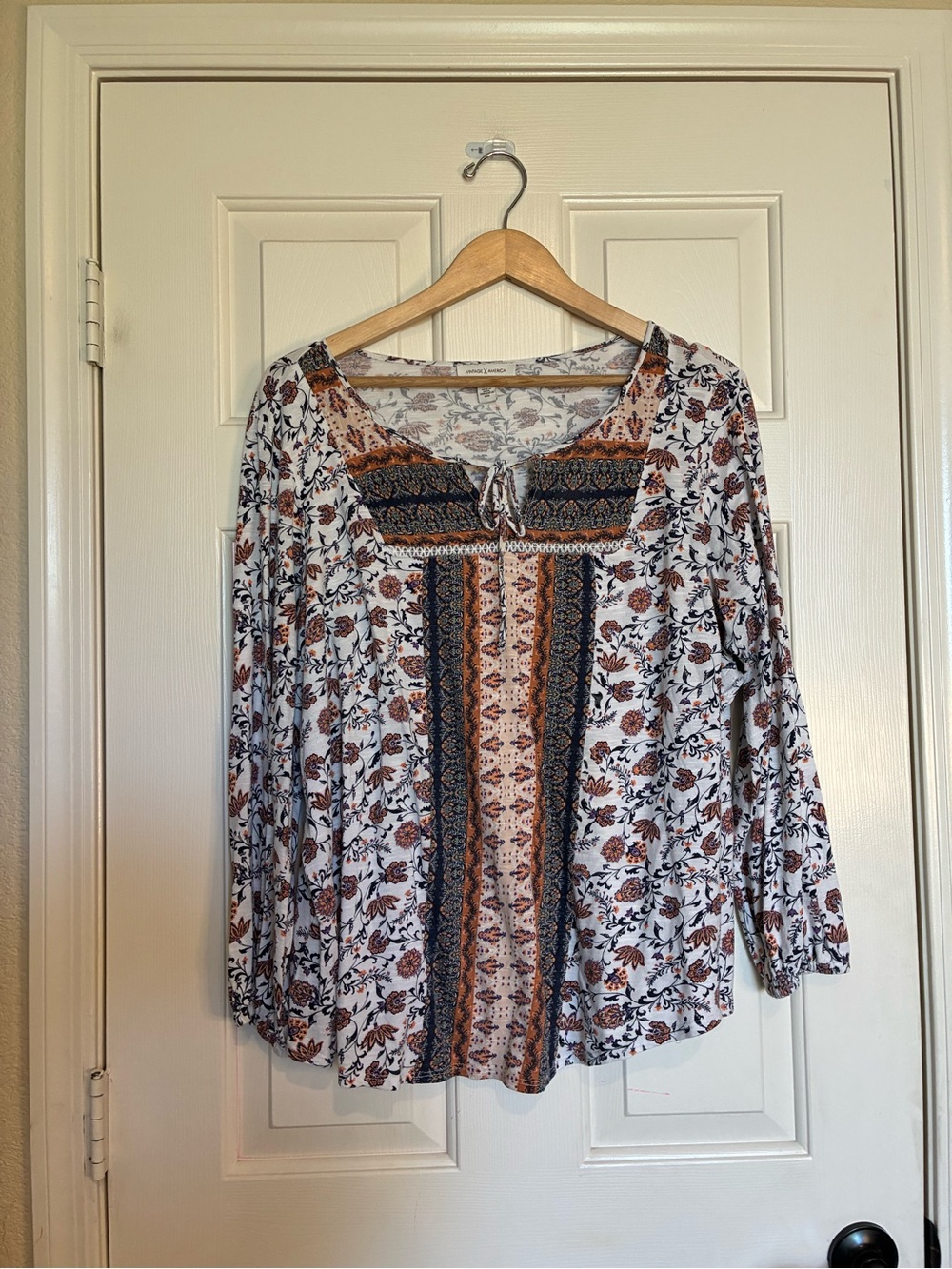 Vintage America Mixed Floral Tie-Neck Tunic in Cream & Brown